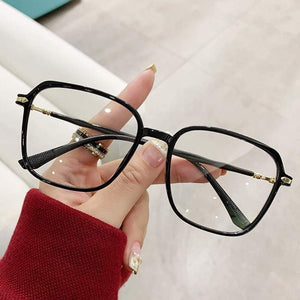 Clear Optical Lens - Customized Prescription Sunglasses and Spectacles