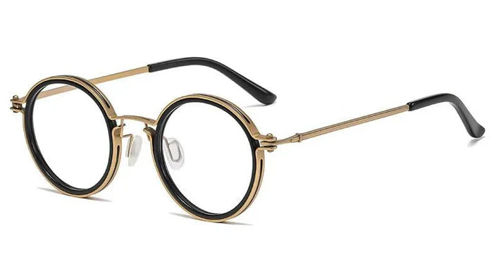The Rise of Oversized Round Eyewear in Everyday Style